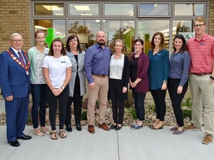 <b>OV Physio team with Mayor Sweet</b>